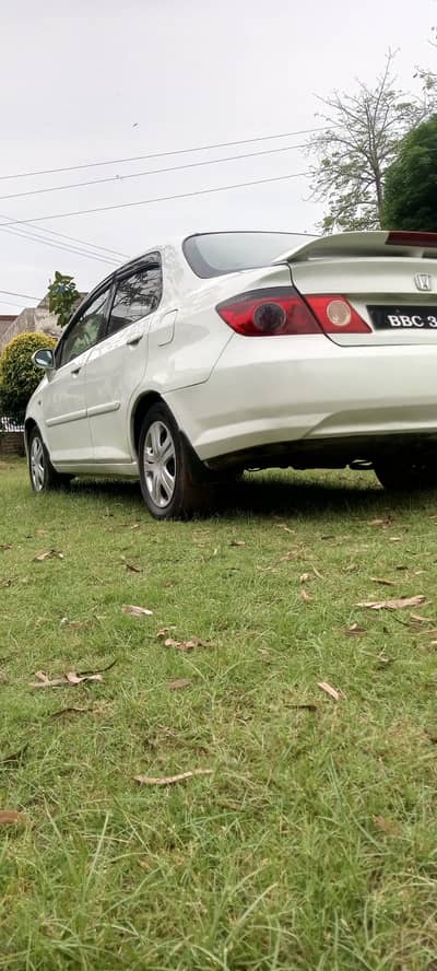 Honda city 2006 available in jaranwala 03057412656