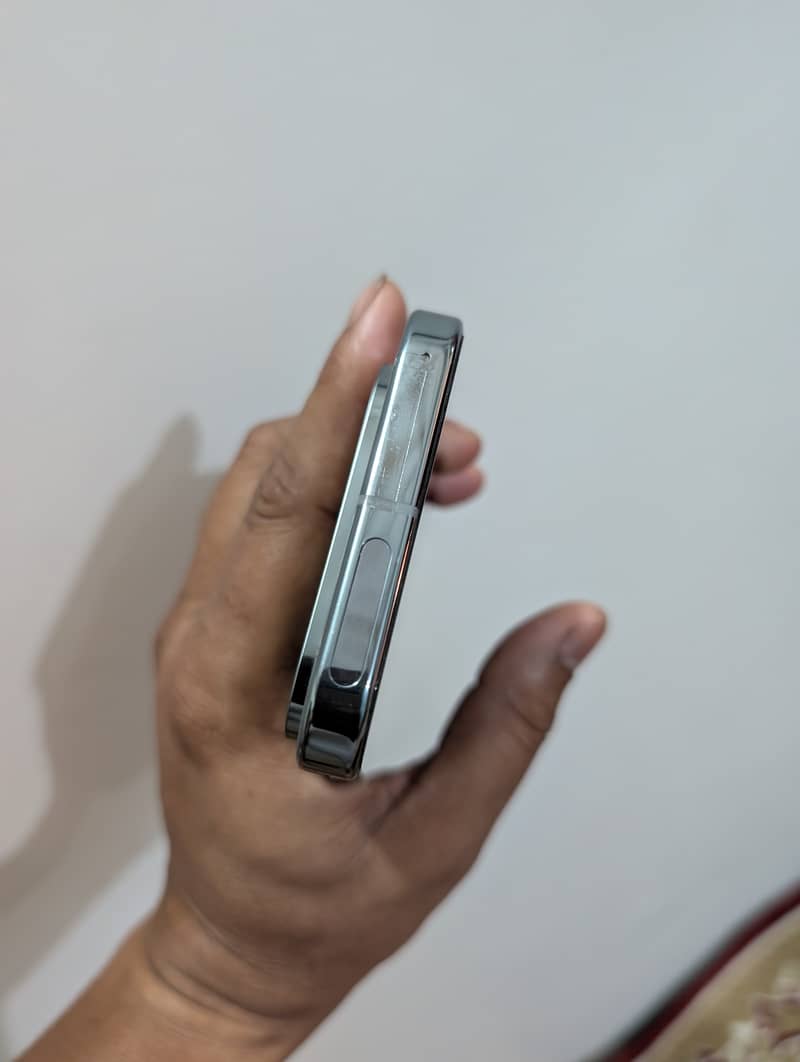 Google Pixel 9 Pro 2