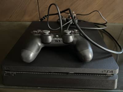 Playstation 4 Slim 500GB Edition
