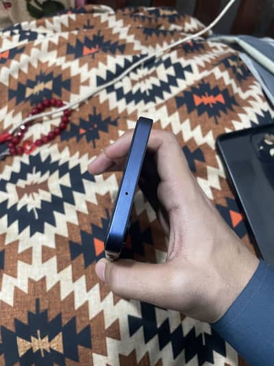 Samsung A06 4+4 128 gb