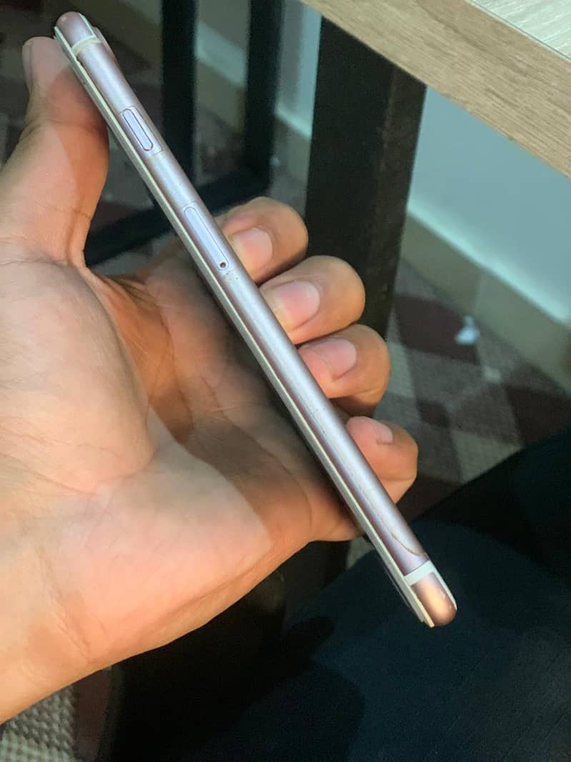 Apple iPhone 7 Plus 7