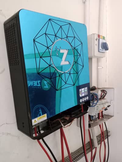 ON/OFF/MKS/KS Solar Hybrid Inverter Diamond 5G PV8500