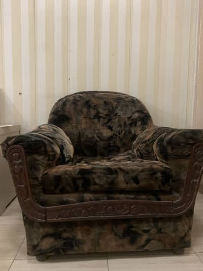 1 seater sofa and 3 seater sofa