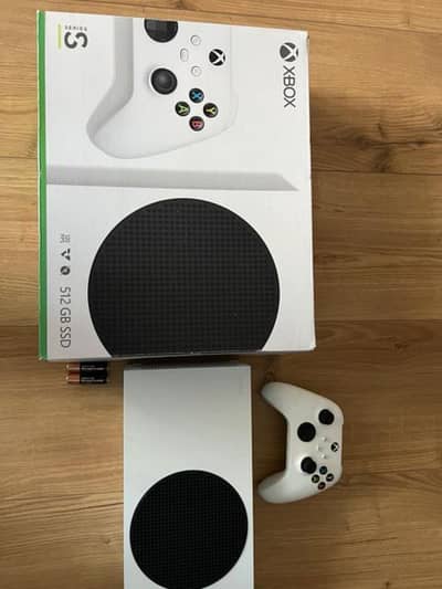 Xbox Series S (512Gb) European Edition (10/10 Condition)
