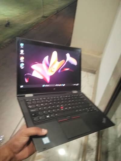 lenovo i5 8gb 256 gb Touch + Stylus (03194959121)
