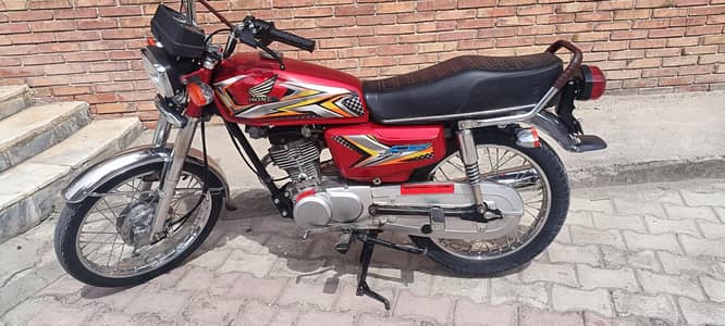 Black Color Honda 125