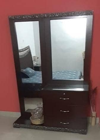 complete bed set (bed, side tables, dressing)