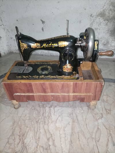 Sewing Machine (Medoza) for Sale