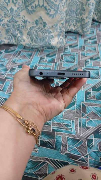 slightly used techno spark 20