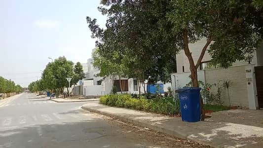 Precinct 1 Near Main Entrance of Bahria Town (Plot FOR SALE)