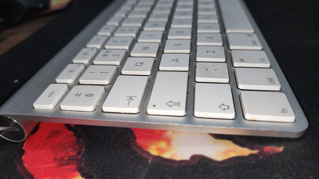Apple Magic Keyboard 1