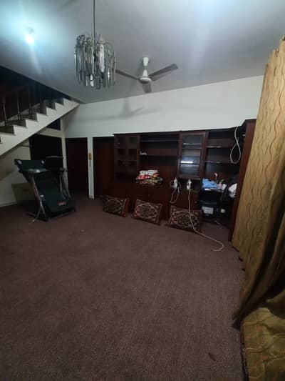 10 Marla double story vip house at prime location