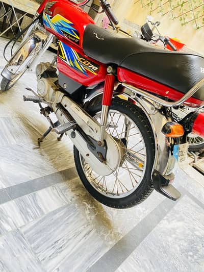 Honda cd70 for sale good condition 21 model 23 register ha isb num