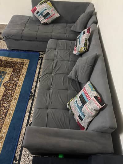 Sofa set and shape