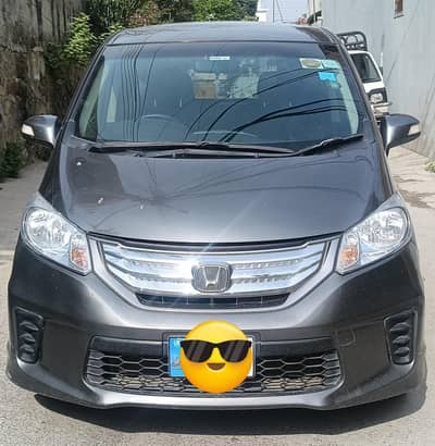 Honda Freed Hybrid 2012