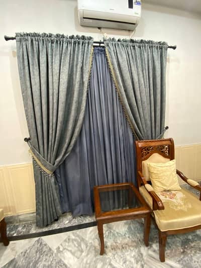 Stylish Curtains for Sale – Excellent Condition