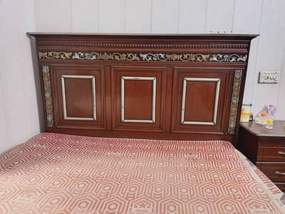 1 bed 2 side table 1 dressing table 1 sofa