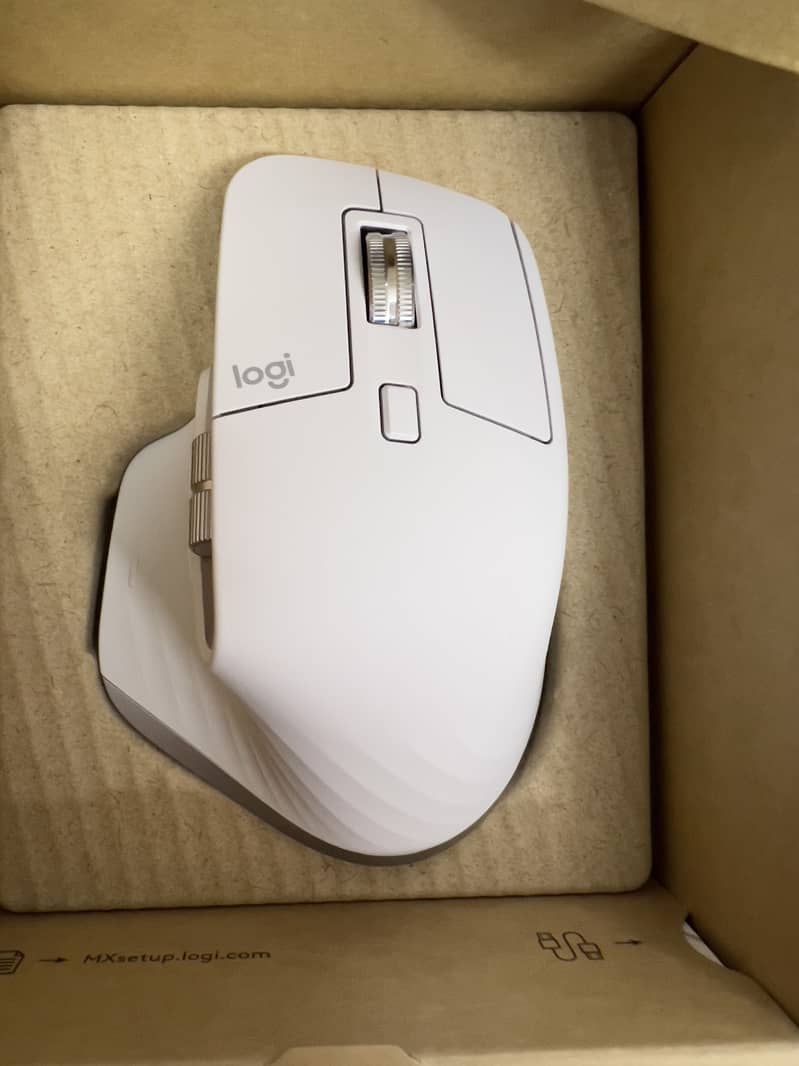 Logitech MX Master 3S Performance Wireless Mouse 8