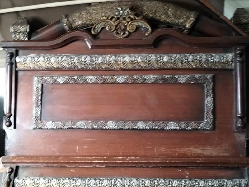 Single  bed 0