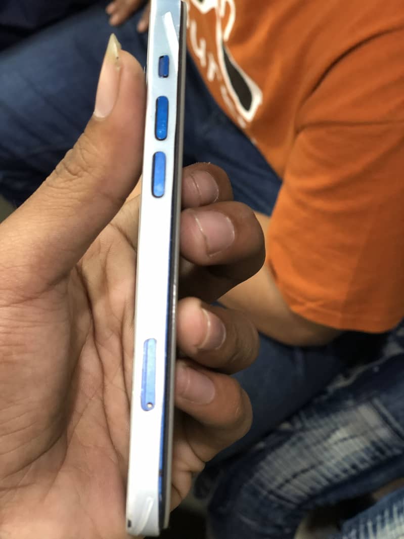 iPhone 12 mini 2