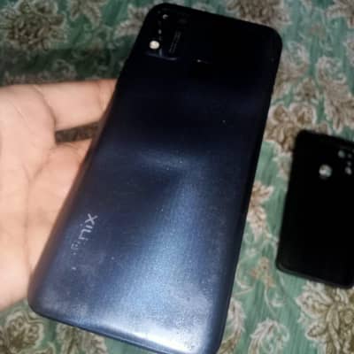 ifinix hot 10 play with box