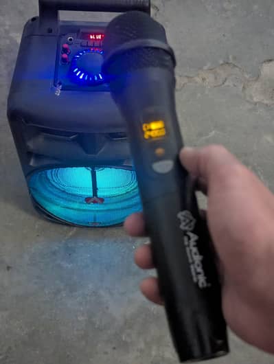 audionic Bluetooth speaker with mic