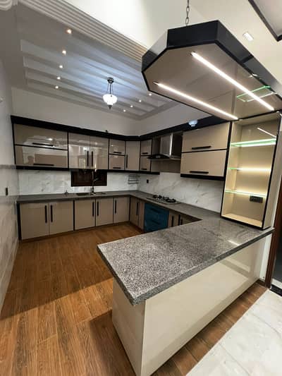 Brand New portion 3 Bed + DD, Block-3, Gulistan-e-Johar