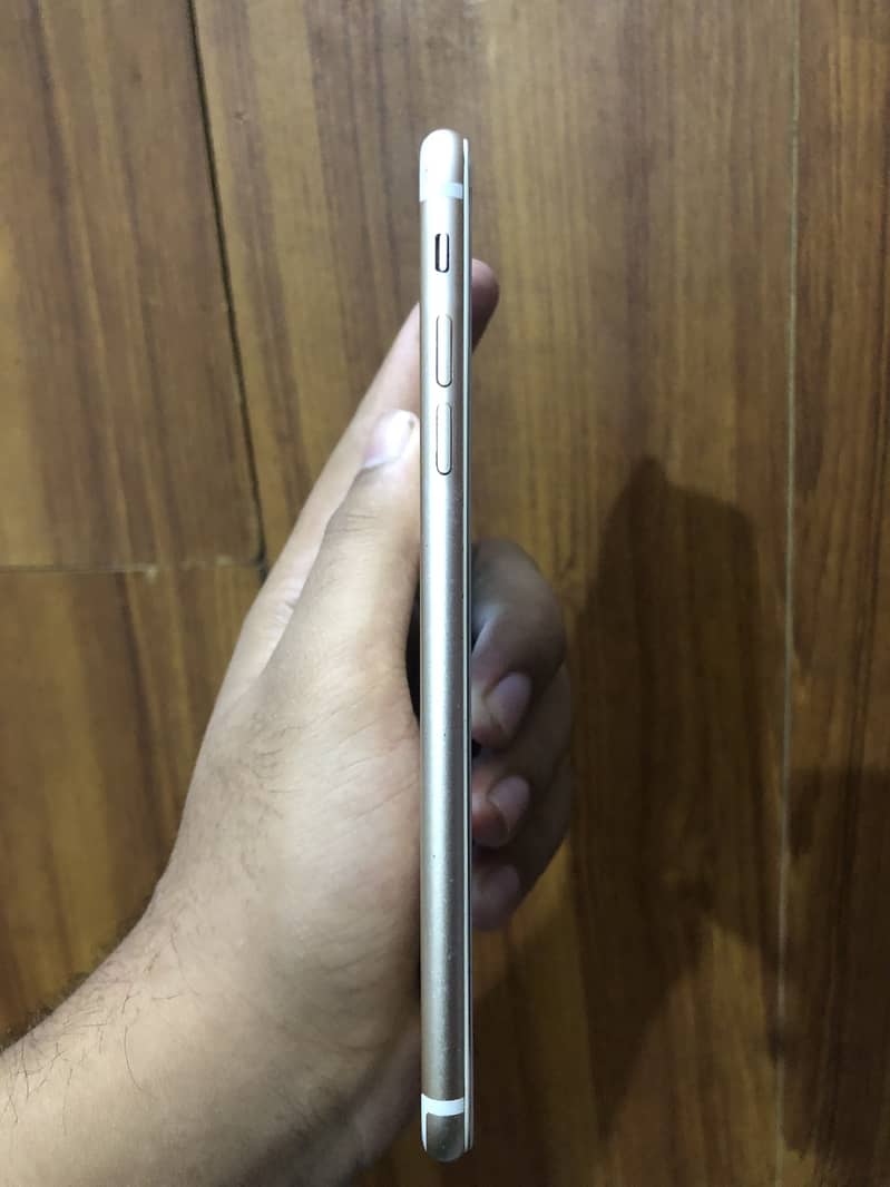 Iphone 7Plus with Box 5