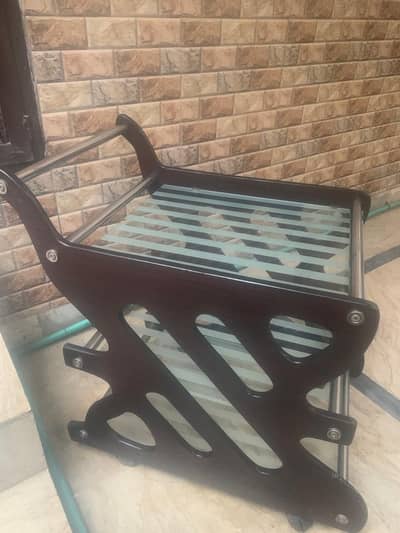 Food serving trally good condition in cheep prize