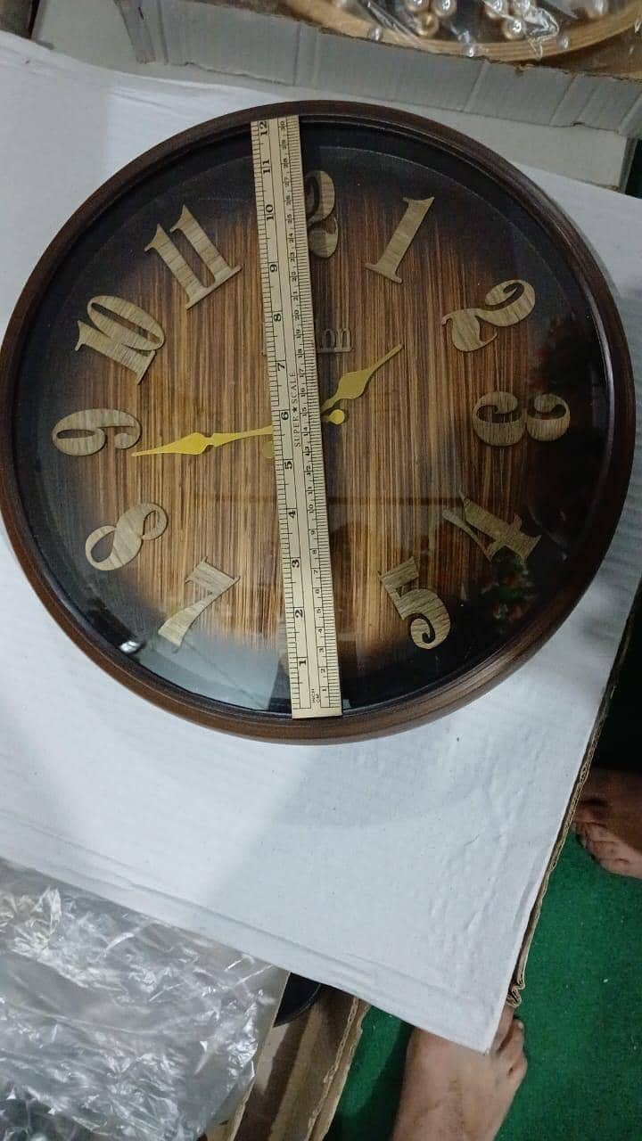 Wall clock 1