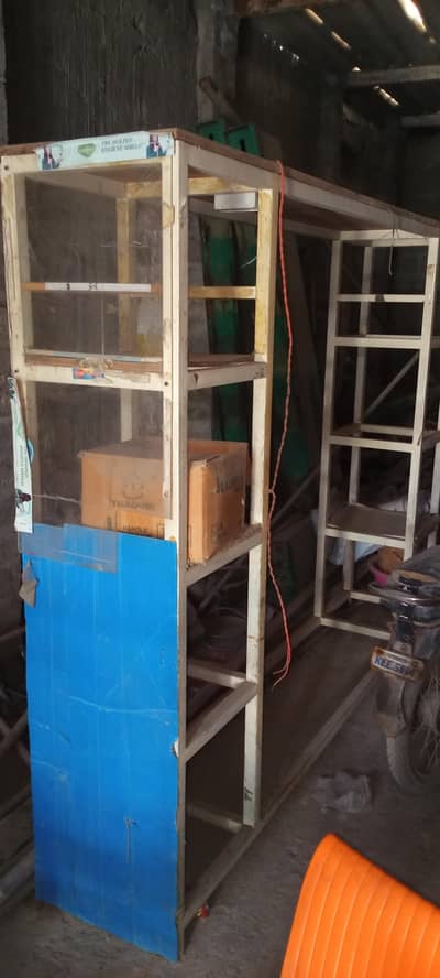 shelf frame good condition