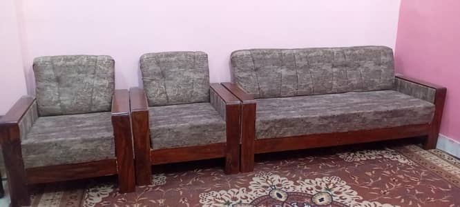wood & Sofa Set cusion