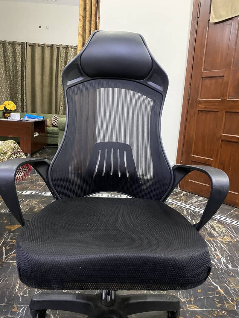 Computer Table Chair 1