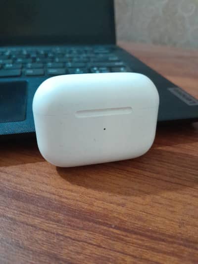 APPLE AIR PODS PRO