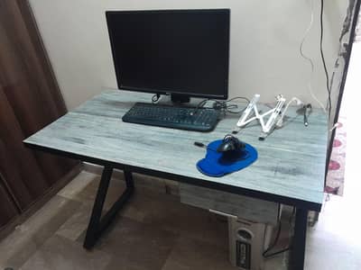 Office Table 4x2 ft with Drawer – Ideal for Work Setup