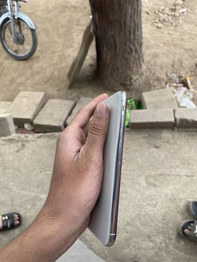 I phone xs max for sell