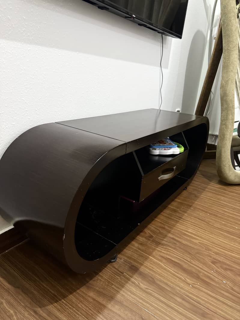 Tv table 3