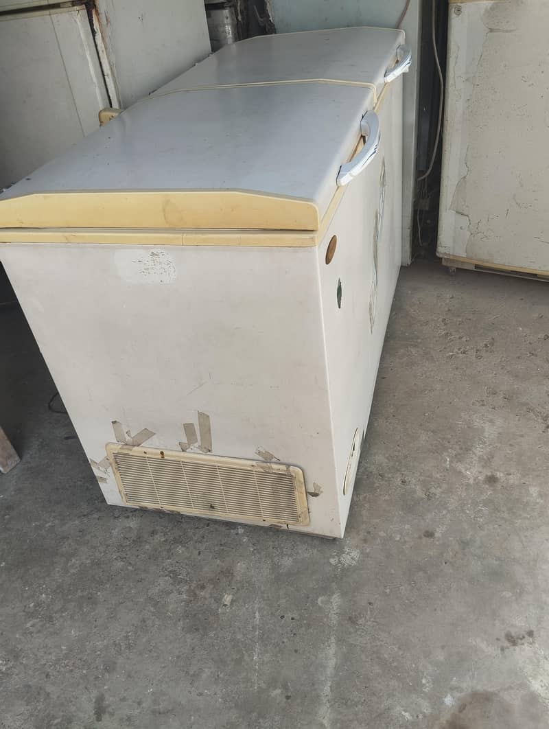 waves refrigerator 1