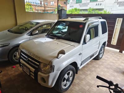 Mitsubishi Pajero Mini 2011