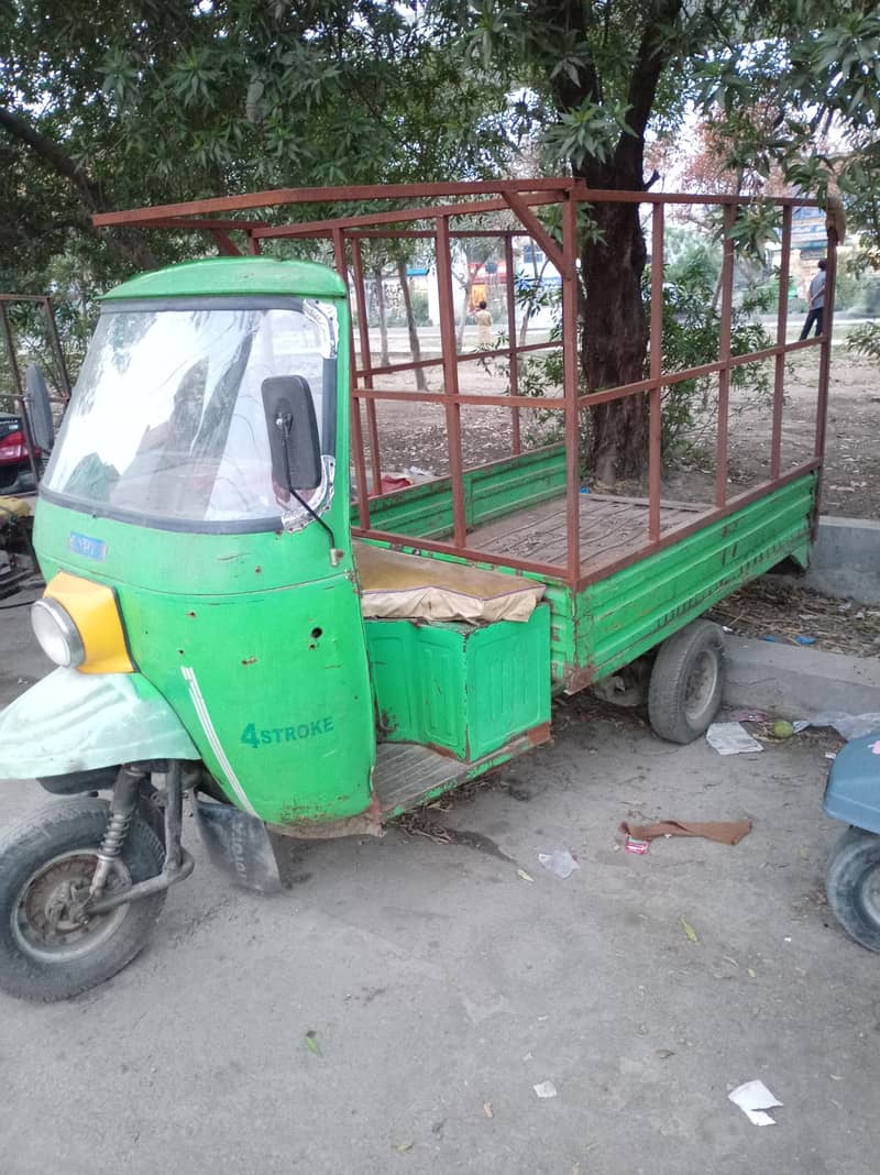 Loader Rikshaw 0