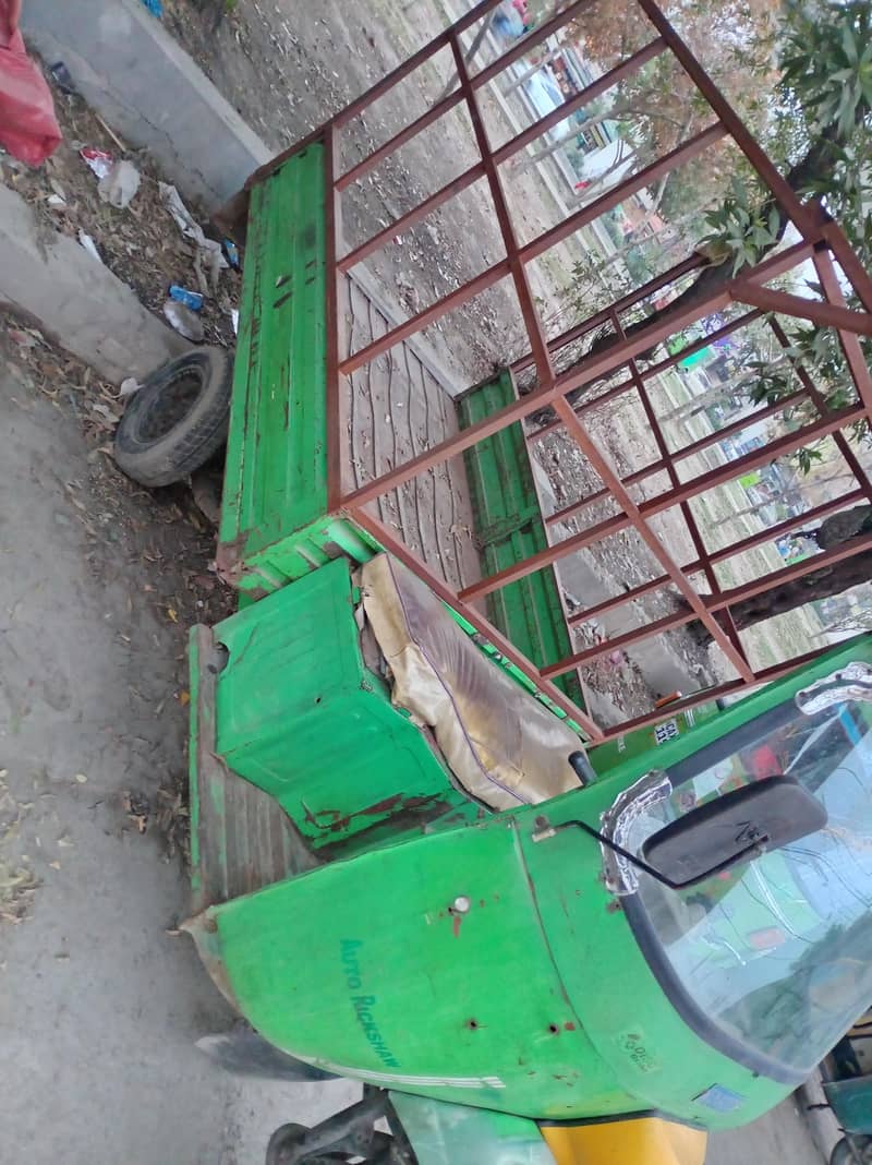 Loader Rikshaw 2