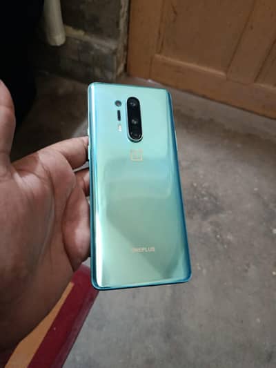 one plus 8 pro like new