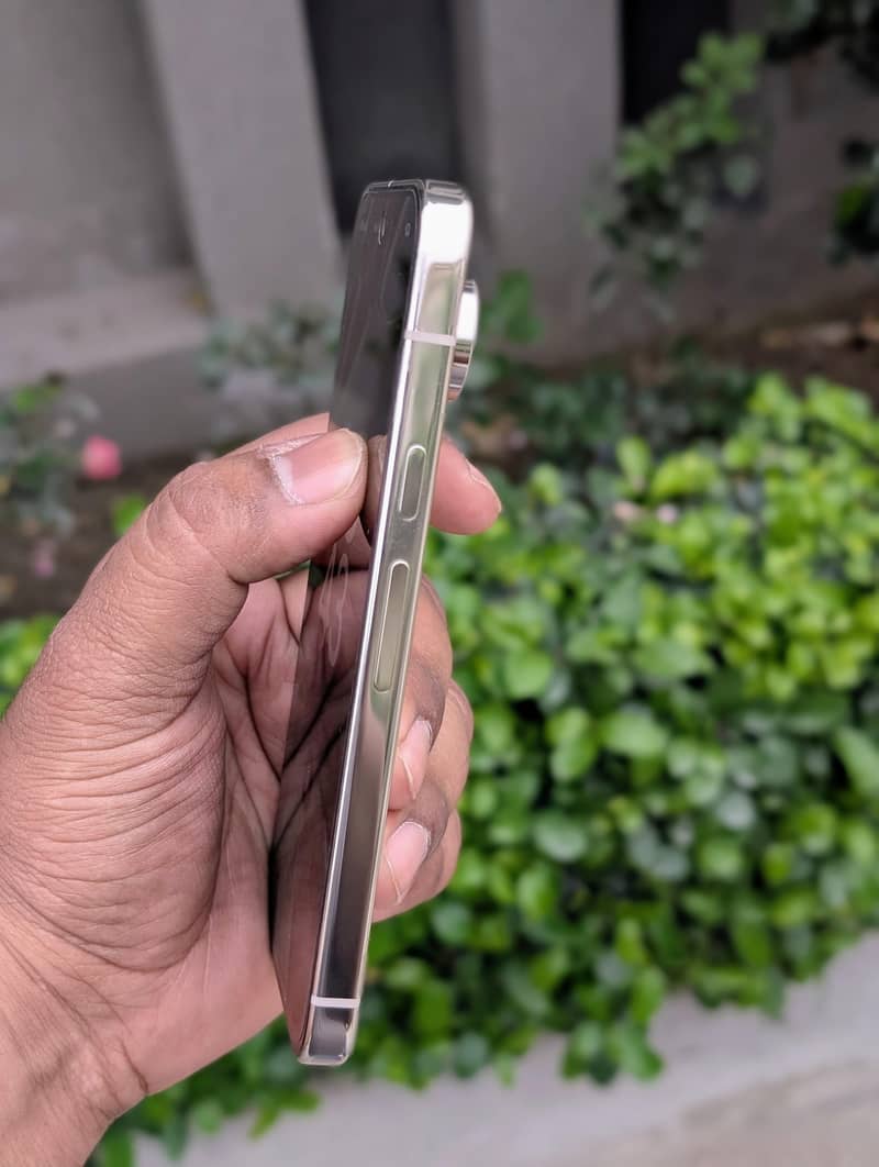 Google pixel 9 pro 3