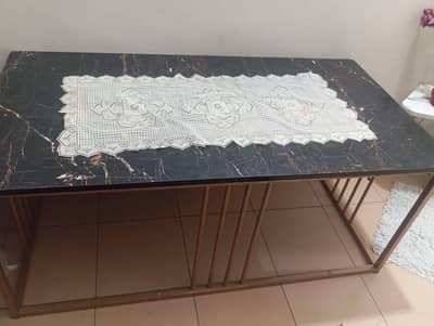 Center Table in almost new condition