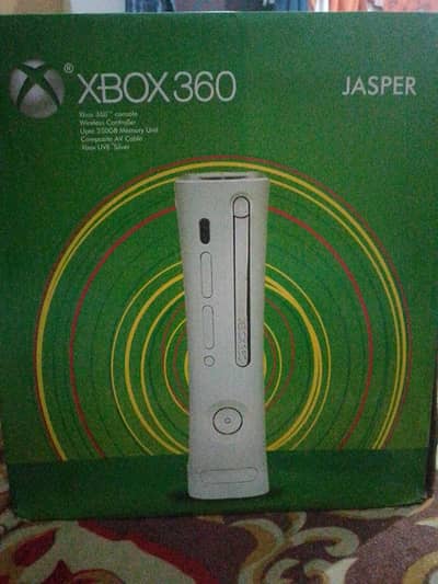 Xbox360 console/wireless controller/250GB memory unit