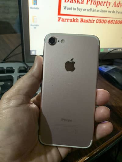 iPhone 7 128 GB PTA