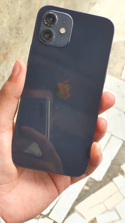 iphone 12.128GB
