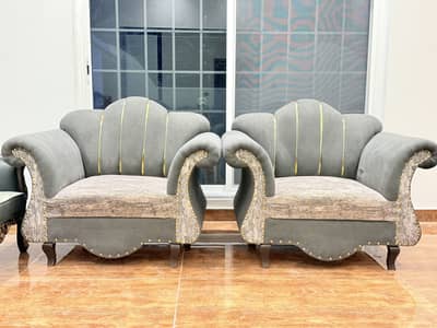 5 seater sofa in excellent condition