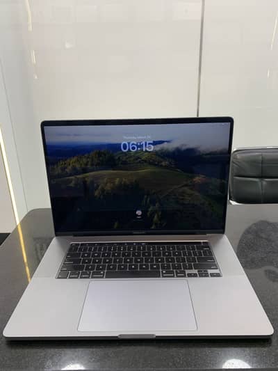 MACBOOK PRO|2019 CORE I9|Available 10/10 CONDITION