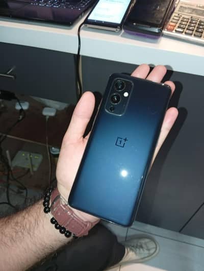 one plus 9 5G/03277992597
